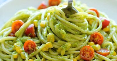 vegan creamy avocado pasta